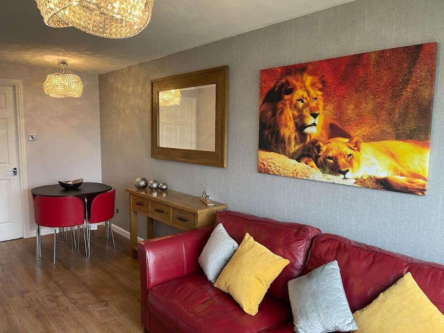 River View Apartment กลาสโกว์ ภายนอก รูปภาพ