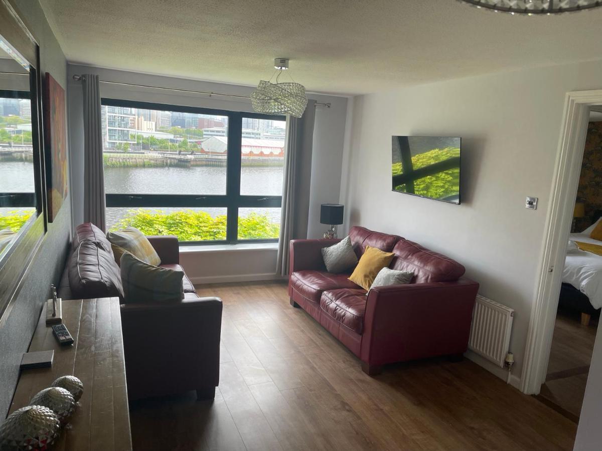 River View Apartment กลาสโกว์ ภายนอก รูปภาพ