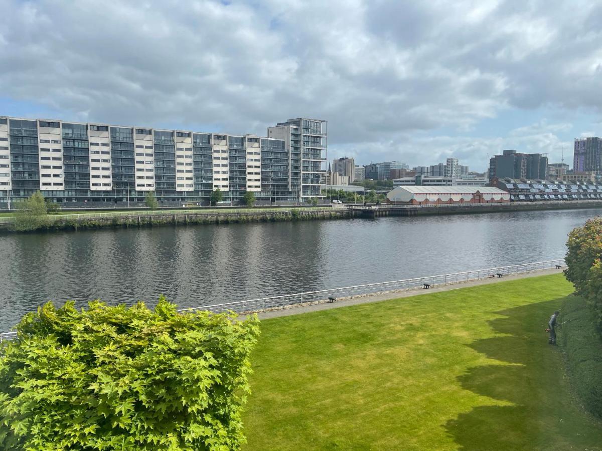River View Apartment กลาสโกว์ ภายนอก รูปภาพ